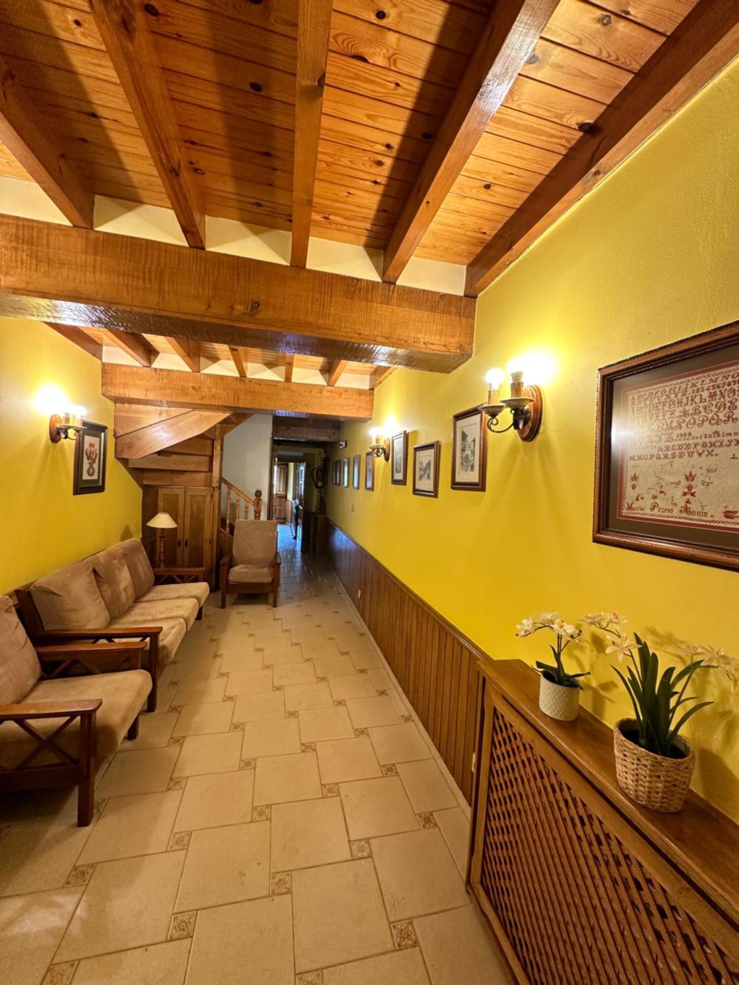Casa Rural El Torrejon アレナス・デ・カブラレス エクステリア 写真