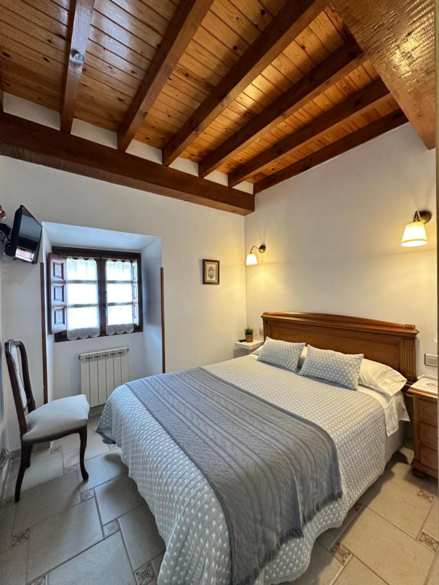 Casa Rural El Torrejon アレナス・デ・カブラレス エクステリア 写真