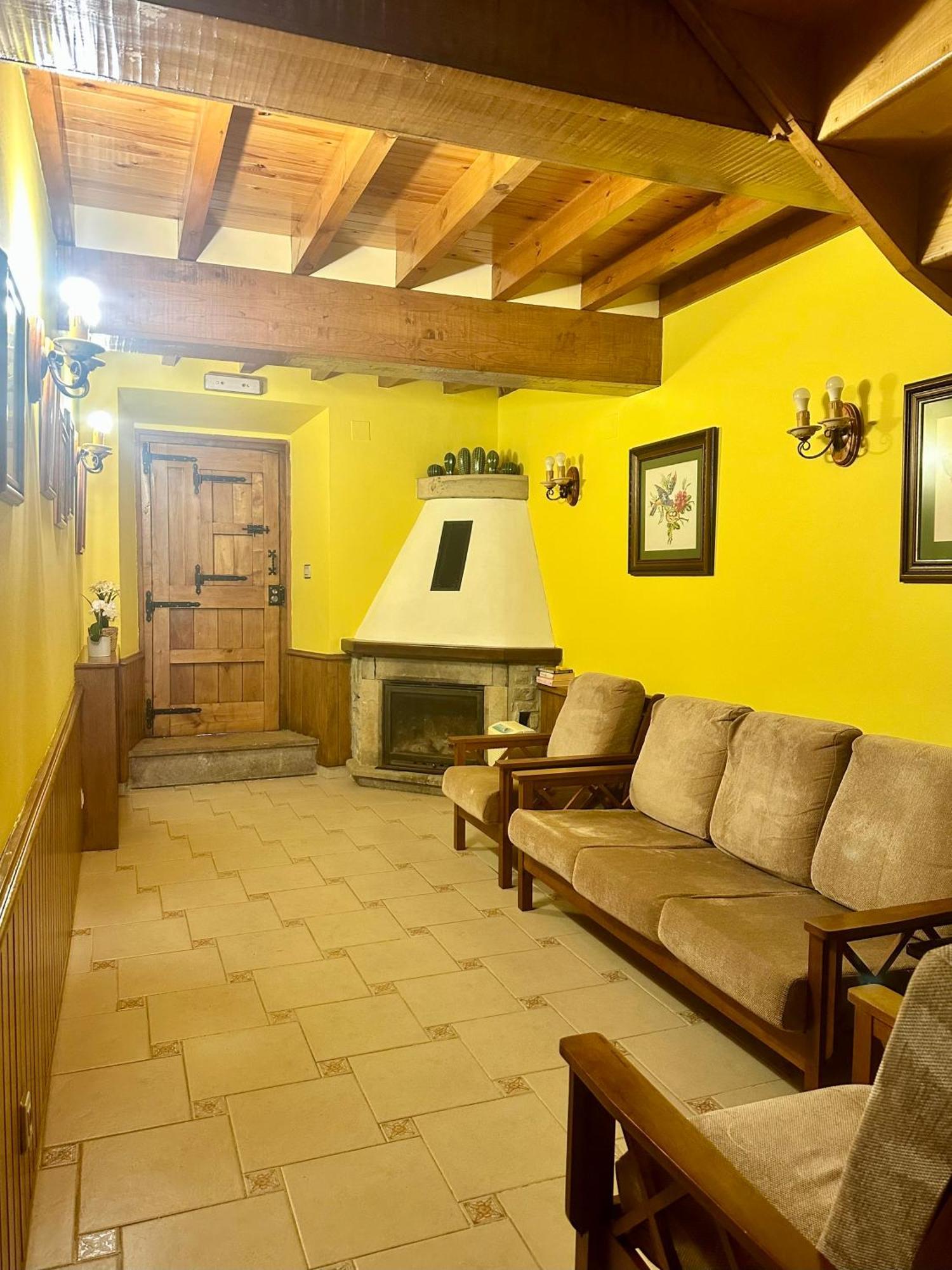 Casa Rural El Torrejon アレナス・デ・カブラレス エクステリア 写真