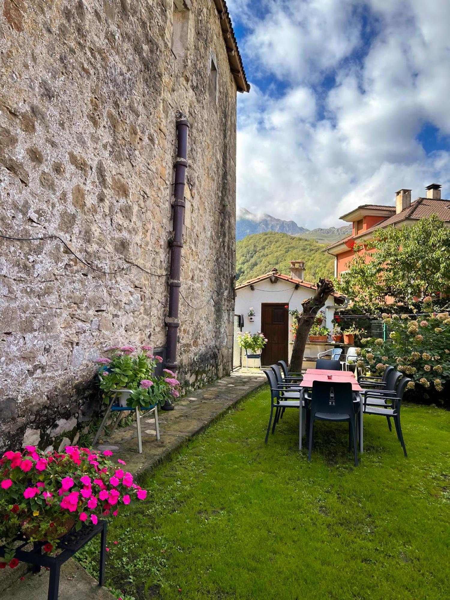 Casa Rural El Torrejon アレナス・デ・カブラレス エクステリア 写真